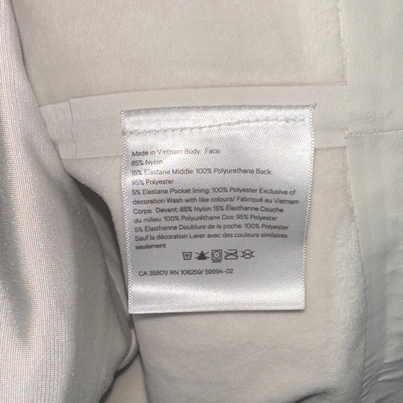 lululemon athletica White Jacket - Picture 8 of 8
